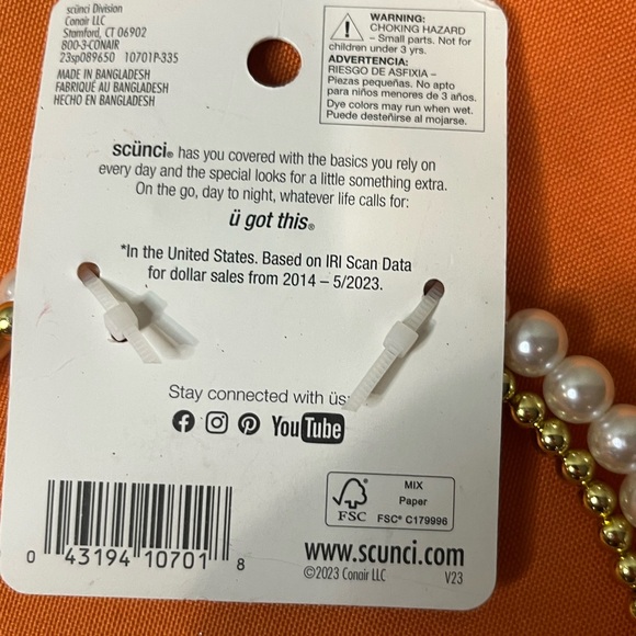 6/$25 Scunci Gold and White Pearl Hairbands - Picture 3 of 5